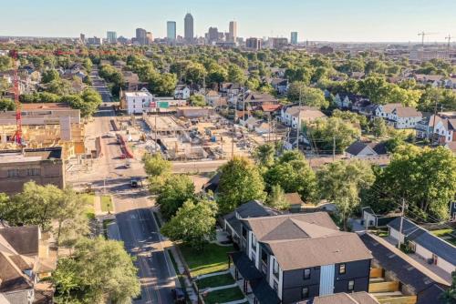 Modern 4 Bedroom 5 Bath Townhome Downtown Indpls 2228 near พิพิธภัณฑ์เด็กอินเดียน่าโพลิส Modern 4 Bedroom 5 Bath Townhome Downtown Indpls 2228 near พิพิธภัณฑ์เด็กอินเดียน่าโพลิส