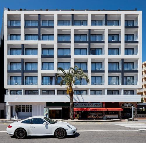 Bejárat, Delamar 4*Sup-Adults only (18+) in Lloret De Mar Bejárat, Delamar 4*Sup-Adults only (18+) in Lloret De Mar