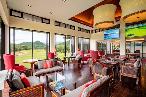 Bar/lounge, Laguna Parkside Residences Lang Co near Elephant Springs Bar/lounge, Laguna Parkside Residences Lang Co near Elephant Springs