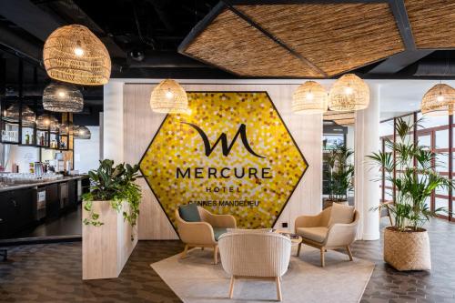 Hotel Mercure Cannes Mandelieu in Cannes-La-Bocca Hotel Mercure Cannes Mandelieu in Cannes-La-Bocca