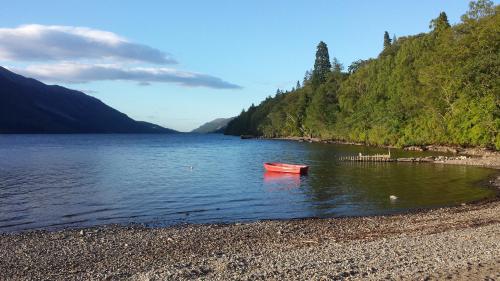 Beach, Invergloy Riverside Lodges in Letterfinlay Beach, Invergloy Riverside Lodges in Letterfinlay