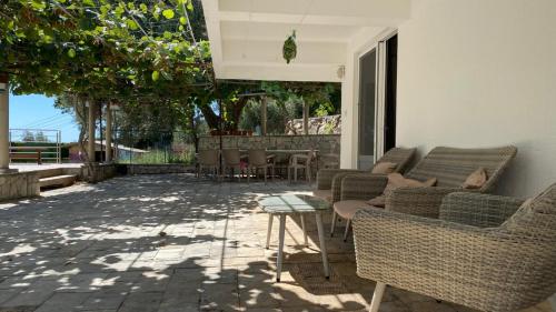 شرفة/ تراس, Villa Rezevici in Katun Rezevici شرفة/ تراس, Villa Rezevici in Katun Rezevici