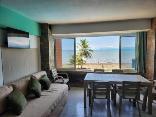 TUCACAS VISTA Y SALIDA AL MAR Apto TIPO ESTUDIO DUPLEX SIN HABITACION INDEPENDIENTE in Tucacas TUCACAS VISTA Y SALIDA AL MAR Apto TIPO ESTUDIO DUPLEX SIN HABITACION INDEPENDIENTE in Tucacas