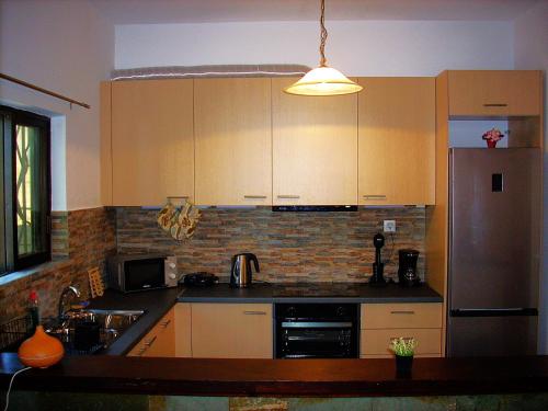 Sea view house I in 플라카 딜레시 Sea view house I in 플라카 딜레시
