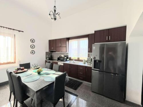 Létesítmények, Luxury Villa Ntina in Platanitis Maronia Létesítmények, Luxury Villa Ntina in Platanitis Maronia