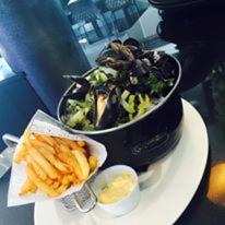 อาหารและเครื่องดื่ม, ยูนิเวอร์ โฮเต็ล แอนด์ เรสเทอรองต์ (Univers Hotel & Restaurant) in ลีแอช อาหารและเครื่องดื่ม, ยูนิเวอร์ โฮเต็ล แอนด์ เรสเทอรองต์ (Univers Hotel & Restaurant) in ลีแอช