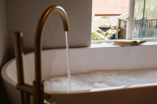 Straw Plaiters Cottage in Wendover Straw Plaiters Cottage in Wendover