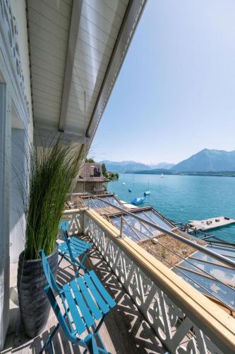 Room's at HAUS am SEE direkt am Thunersee gelegen mit SELF CHECK IN & digitaler Rezeption in Thun Room's at HAUS am SEE direkt am Thunersee gelegen mit SELF CHECK IN & digitaler Rezeption in Thun