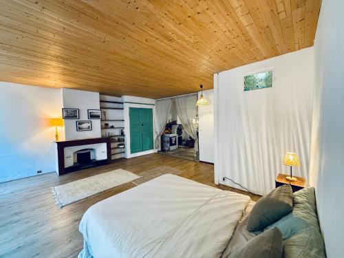 Charmant appartement au cœur du village - Balcon vue montagnes in Chatillon-En-Diois Charmant appartement au cœur du village - Balcon vue montagnes in Chatillon-En-Diois