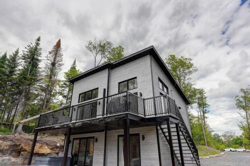 Chalet Aurore, Nature Escape, Spa and Relaxation in 卓特斯(QC) Chalet Aurore, Nature Escape, Spa and Relaxation in 卓特斯(QC)