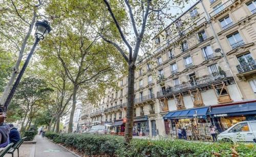 Sweet modern cocoon down Montmartre in Montmartre Sweet modern cocoon down Montmartre in Montmartre