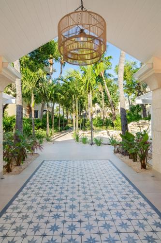 The Sands at Grace Bay in Providensialesa The Sands at Grace Bay in Providensialesa