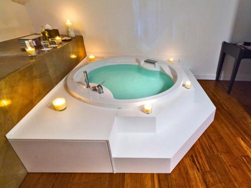 衛浴, 芬妮別墅飯店 (Hotel Villa Fanny) in 卡利亞里 衛浴, 芬妮別墅飯店 (Hotel Villa Fanny) in 卡利亞里