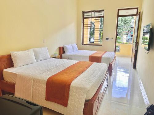 Vuode, Loop Central Stay Tour & Motorbike Rental in Ha Giang Vuode, Loop Central Stay Tour & Motorbike Rental in Ha Giang