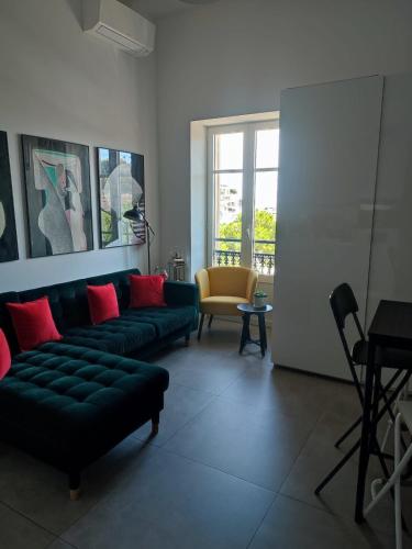 Exclusive Apartment In The Heart Of Monaco in Quartier du Port Exclusive Apartment In The Heart Of Monaco in Quartier du Port