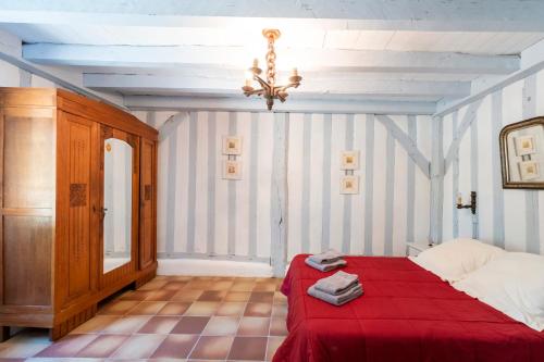 Petit Chantalaoude in Sabres Petit Chantalaoude in Sabres