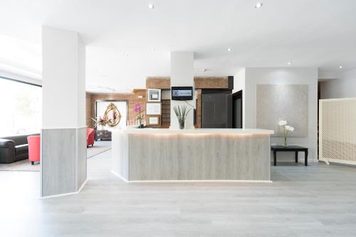 Lobby, Hotel Toboso Chaparil in Nerja Lobby, Hotel Toboso Chaparil in Nerja