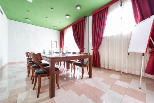 商务中心, Hotel Villa Malaspina in 维罗纳 商务中心, Hotel Villa Malaspina in 维罗纳