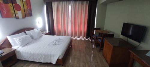 Hotel Emperador in El Vinedo Valencia Hotel Emperador in El Vinedo Valencia