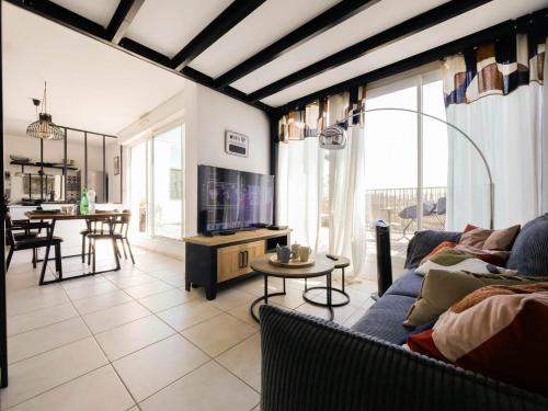 Loft lumineux - terrasse ensoleillee in Alco Loft lumineux - terrasse ensoleillee in Alco
