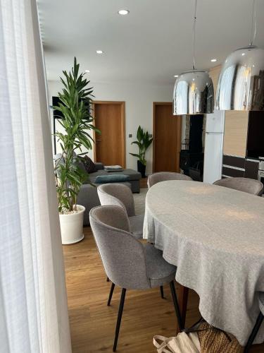 Sequeira Arantes Casa 1 in บาลังกา Sequeira Arantes Casa 1 in บาลังกา