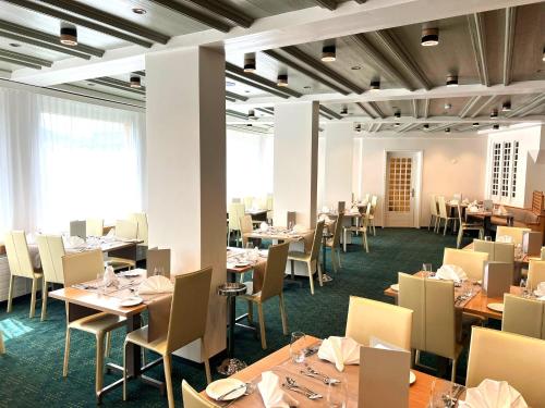 مطعم, فندق كونغرس دافوس (Kongress Hotel Davos) in دافوس مطعم, فندق كونغرس دافوس (Kongress Hotel Davos) in دافوس