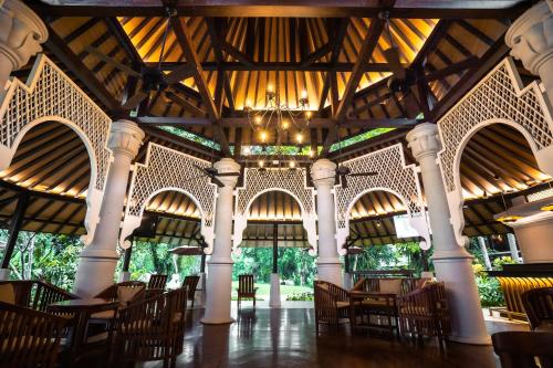 Novotel Bogor Golf Resort and Convention Center in Sukaraja Novotel Bogor Golf Resort and Convention Center in Sukaraja