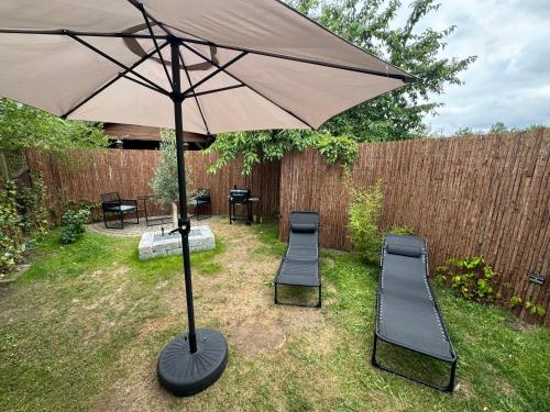 花園, Tiny House am See Dillich - Hunde willkommen - Eigener eingezäunter Garten - Ruhige Lage - Klima (Tiny House am See Dillich - Hunde willkommen - Eigener eingezaunter Garten - Ruhige Lage - Klima) in 博肯-黑森州 花園, Tiny House am See Dillich - Hunde willkommen - Eigener eingezäunter Garten - Ruhige Lage - Klima (Tiny House am See Dillich - Hunde willkommen - Eigener eingezaunter Garten - Ruhige Lage - Klima) in 博肯-黑森州