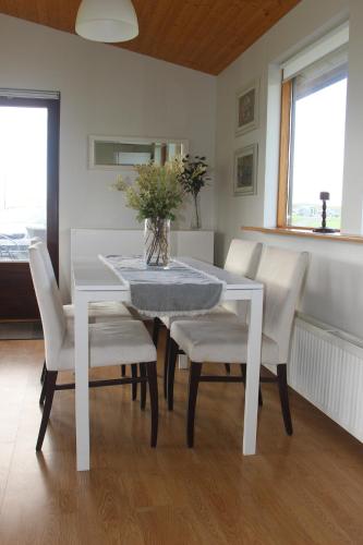 Secret Cabin Hvítárdalur (Secret Cabin Hvitardalur) in Haukadal Secret Cabin Hvítárdalur (Secret Cabin Hvitardalur) in Haukadal