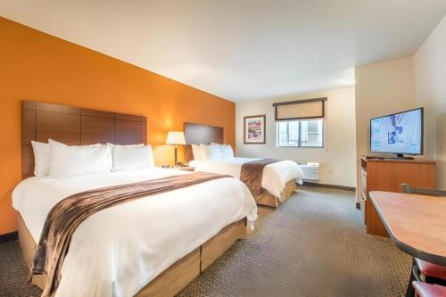 My Place Hotels Chicago West North Aurora in North Aurora My Place Hotels Chicago West North Aurora in North Aurora