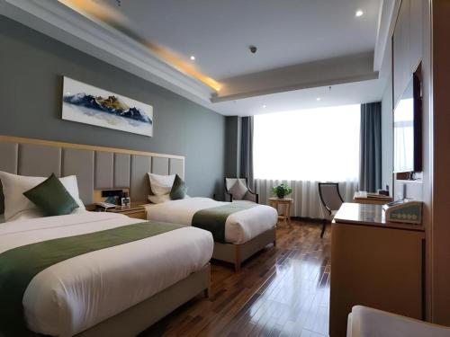 GreenTree Inn Hami Railway Station Bayi Road in Hami GreenTree Inn Hami Railway Station Bayi Road in Hami