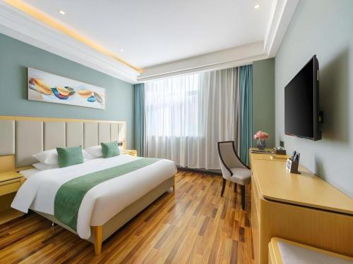 GreenTree Inn Hami Railway Station Bayi Road in Hami GreenTree Inn Hami Railway Station Bayi Road in Hami