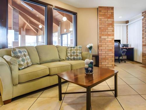 Quality Inn & Suites Kimberly - Appleton East in Kimberly (WI) Quality Inn & Suites Kimberly - Appleton East in Kimberly (WI)