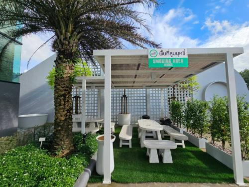 The Essence Hotel Chanthaburi in Chanthaburi The Essence Hotel Chanthaburi in Chanthaburi
