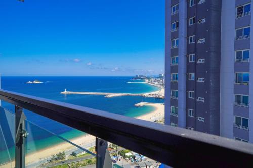 UH FLAT THE SOKCHO in Sokcho UH FLAT THE SOKCHO in Sokcho
