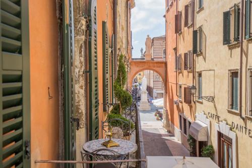 This photo about Corte Realdi Suites Piazza Erbe shared on HyHotel.com