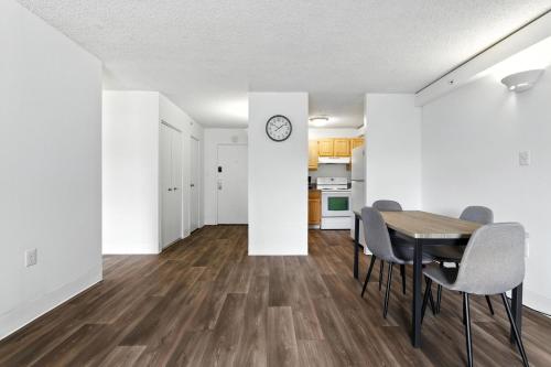 Legacy At Imperial Village 608 I 1 Bed 1 Bath near Richmond Nemzetközi Versenypálya Legacy At Imperial Village 608 I 1 Bed 1 Bath near Richmond Nemzetközi Versenypálya