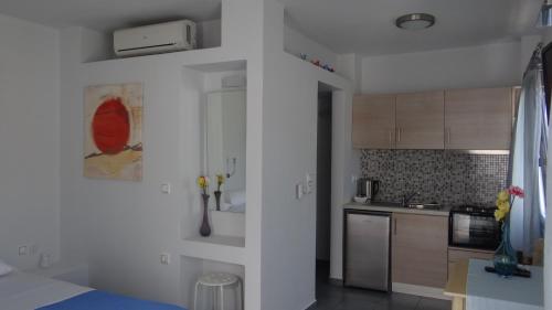 Zathea Apartments in Agia Pelagia Kythira Zathea Apartments in Agia Pelagia Kythira