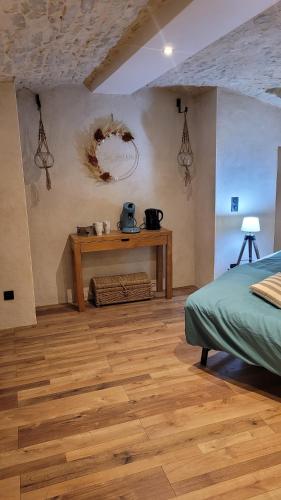 A l'ombre des sentiers in Treffort Cuisiat A l'ombre des sentiers in Treffort Cuisiat