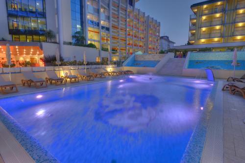 Swimming pool, Hotel Ca' D'Oro Tre Stelle Superior Adults only in Bibione Swimming pool, Hotel Ca' D'Oro Tre Stelle Superior Adults only in Bibione