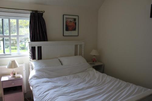 This photo about B&B South Downs Way shared on HyHotel.com