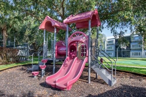 Playground, Orbit One Vacation Villas in Disney - Maingate West Playground, Orbit One Vacation Villas in Disney - Maingate West