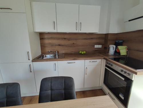 Kitchen, TOP Ferienwohnung Rosanna - Adults only in Puntigam Kitchen, TOP Ferienwohnung Rosanna - Adults only in Puntigam