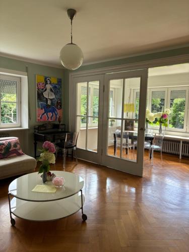 Villa Vilma Antica in Laufen Villa Vilma Antica in Laufen