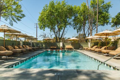 Hummingbird Inn in Ojai (CA) Hummingbird Inn in Ojai (CA)