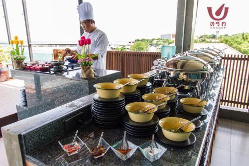 Food and beverages, Kroque Boutique and Bistro Hotel in Ang Sila Food and beverages, Kroque Boutique and Bistro Hotel in Ang Sila