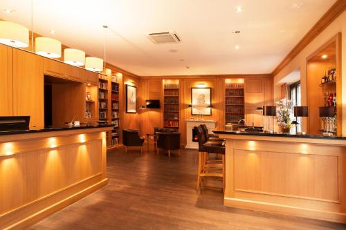 Előcsarnok, Townhouse Hotel near Kommunikációs Múzeum Előcsarnok, Townhouse Hotel near Kommunikációs Múzeum