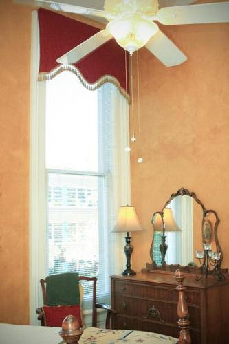 This photo about DuPont Mansion Historic Bed and Breakfast shared on HyHotel.com