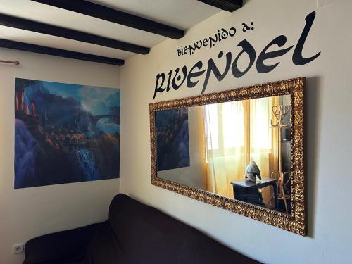 Közös társalgó / TV, Casa Rivendel - Fantasía, Confort y Naturaleza (Casa Rivendel - Fantasia, Confort y Naturaleza) in Poyales Del Hoyo Közös társalgó / TV, Casa Rivendel - Fantasía, Confort y Naturaleza (Casa Rivendel - Fantasia, Confort y Naturaleza) in Poyales Del Hoyo