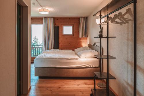 Elmerlodge in Elm Elmerlodge in Elm